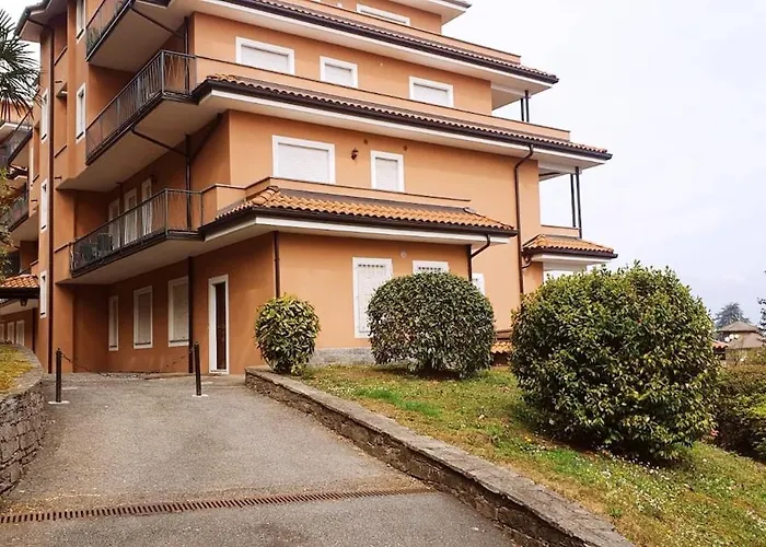 Casa Sandrina, Un Romantico Rifugio Vista Stresa